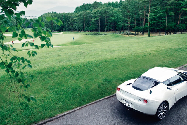 富士山麓の憧憬へ― 富士桜高原別荘地×LOTUS EVORA IPS