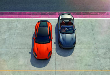 F-TYPE SVR COUPEとF-TYPE SVR CONVERTIBLE