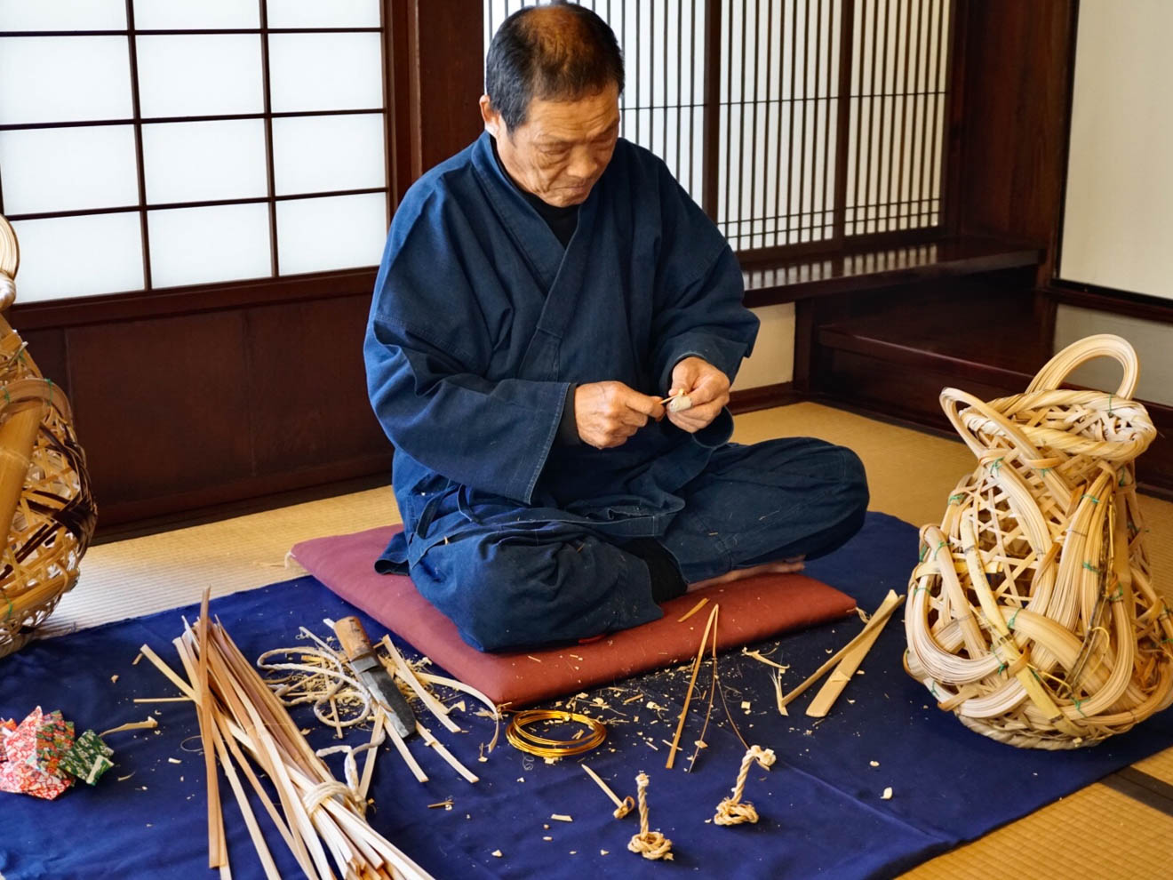 多羅編みの名人・油布昌伯氏