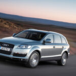 Audi Q7　車両価格9,500,000円